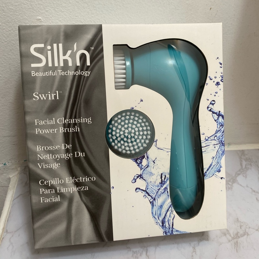 Silk’n Swirl facial cleansing brush